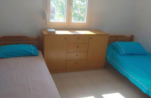 Entire villa with big garden and BBQ amenities - Foto 31