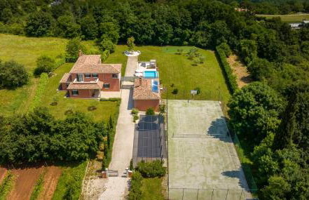 Villa Village by Villsy - with heated pool, spa, private tennis court, golf court, basketball court and playroom - Photo 55