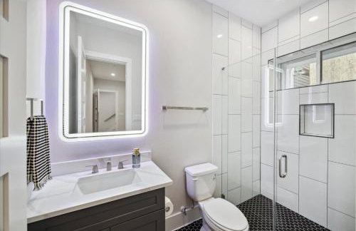 4-Story,Rooftop Deck in Houston - Foto 19