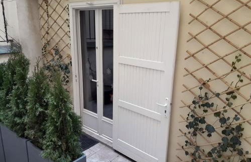 Romantic Tiny House inside Montmartre - Foto 14