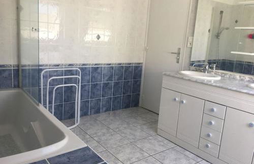 Villa Kerleven- 150m plage - Spa intérieur-piscine - Foto 20