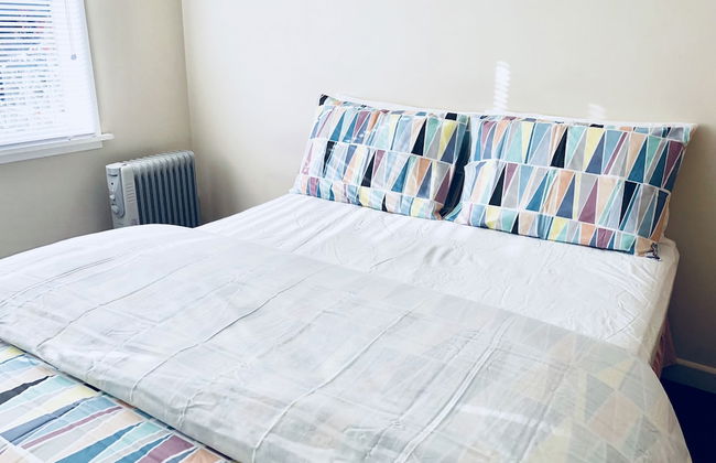 Good Deal House - Photo 2