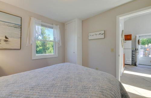 Close to Beach and P-Town! Cottage with Bay Views - Foto 20