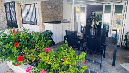 Puerto Rico duplex with community pool close to the beach - Photo 3