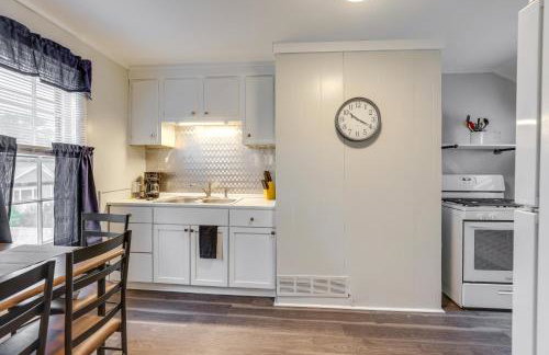 Pet-Friendly Auburn Apartment with Balcony! - Foto 9