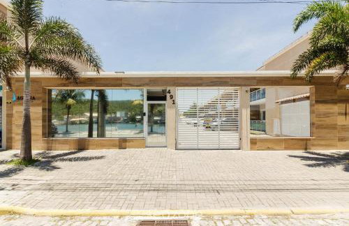 Condomínio a beira do Canal de Cabo Frio - CFR - Foto 1