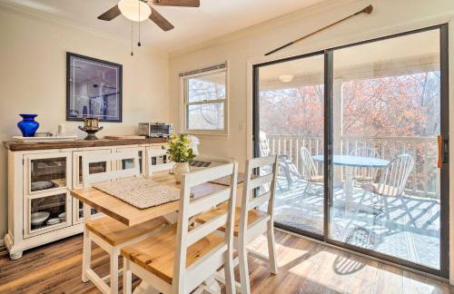 Balcony and Pool Access! Couples Escape in Lake Lure - Foto 7