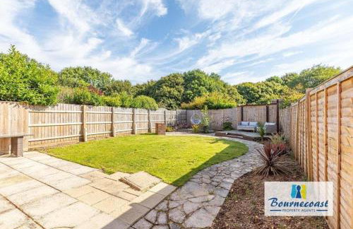 AUSTER CLOSE by BOURNECOAST - A Family Home with Garden and Parking - WIFI - HB9617 - Foto 19