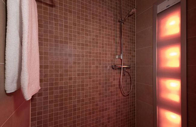 Holiday Home in Colijnsplaat by the Lake - Photo 13