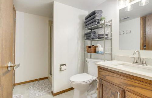 Near Medical Corridor Whimsy Wisconsin Duplex - Foto 25