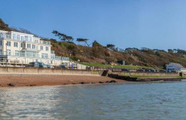 Beachside Apartment, 2 Pilots Point - Photo 7