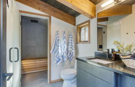 Newly Built • Sauna • Hot Tub • Cold Punge Lazy River Glamp-House by AvantStay - Foto 62