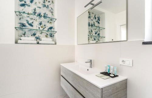 Villa Rusinella Minimalist Retreat with Sea Views by Feeling Italy - Foto 91