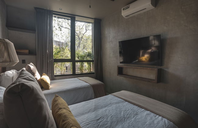 Esencia Villas - Photo 40