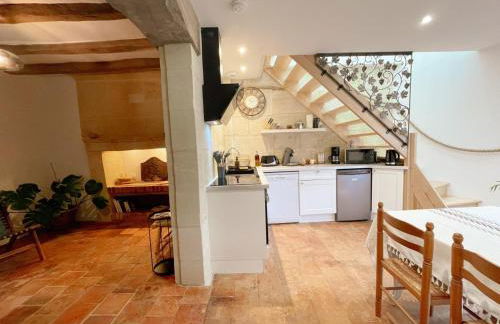 Cosy Gîte à Azay-le-Rideau avec Wifi, Clim, tout inclus, idéal pour 2 adultes et 2 enfants, proche châteaux - FR-1-381-567 - Foto 7