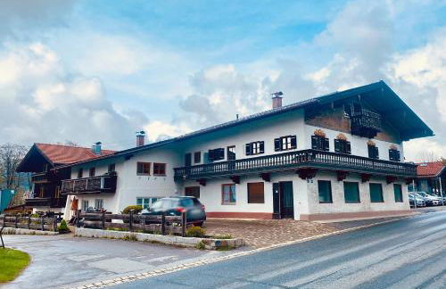 Belisima Apartments I Ferienwohnungen Fischbachau - Breitenstein I Region Schliersee I Historisch & Cozy mit Bergblick I 2 Schlafzimmer I Waschmaschine I Parkplatz I Nähe Supermarkt - Foto 43