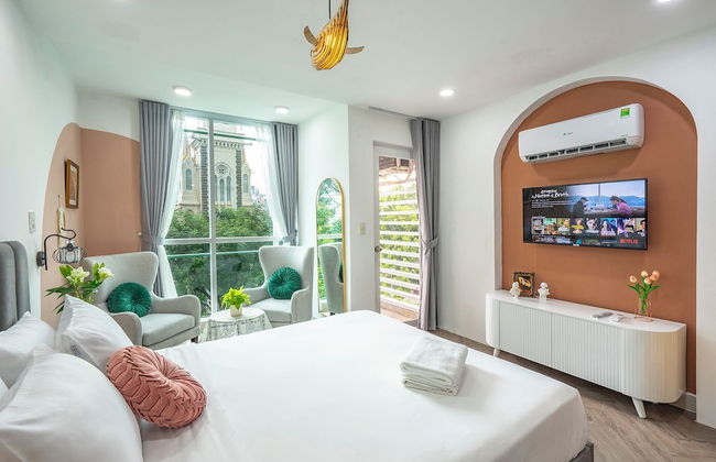 SAZI Church View Home - Free Nails/HairWash - Photo 5