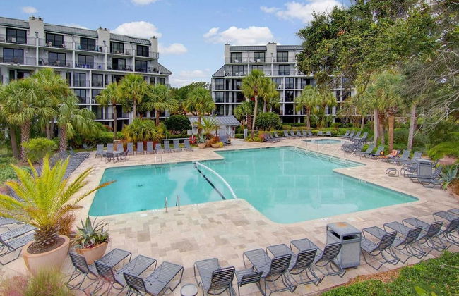 407 A Shipwatch by Avantstay Beach Front Condo w/ Ocean Views - Foto 31