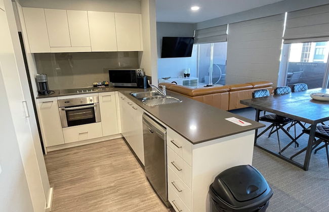 Honeysuckle Executive Apartments - Photo 7