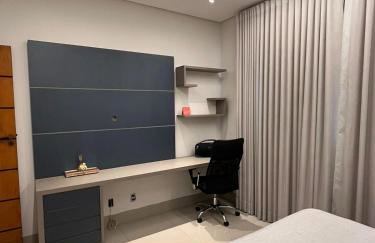 Belíssima casa próximo ao altodromo e flamboyant - Foto 22