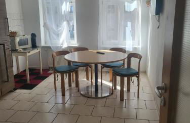 Wie Zuhause Gemütliche 2-Zimmerwohnung 65 m2 mit großer Küche 4 Betten DE, PL, EN - Foto 2