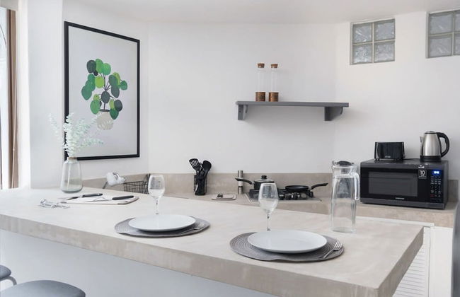 1 BR Suite 1 Block Away From the Beach - Foto 9