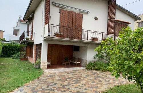 HOUSE of NILA & LIDA - Foto 1