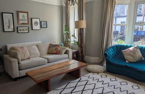 Charming 3-Bedroom House in Bristol with Garden - Perfect for Families - Foto 5