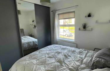 Spacious 4 bedroom house with large garden - Foto 29