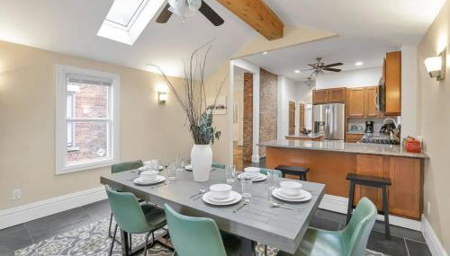 OSU and Short North 4 Bedroom Patio and Garage with EV - Foto 2