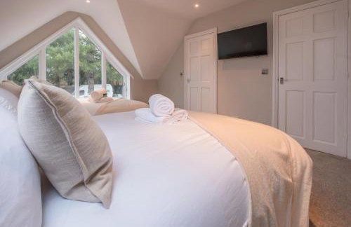 5BDR Luxe Villa By Torr Property Group Short Lets & Serviced Accommodation With Free Parking & River View Stratford-Upon-Avon - Foto 75