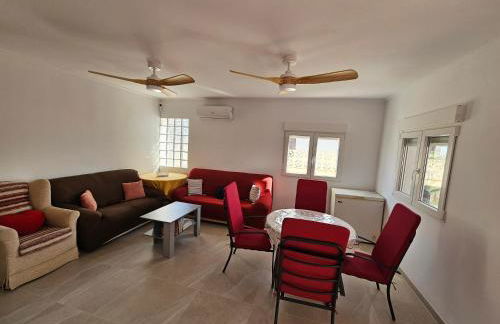 Casa de playa en Oliva al lado del MET y Campo de Golf - Photo 17