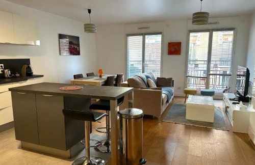 Appartement 2 pièces 57m2 Terrasse sur cour Proche Paris Porte Maillot - Foto 4