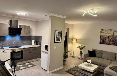 Kurstadt Apt Moderne 2ZKB Balkon-P-Platz Flexible Check-in 24 h - Foto 1