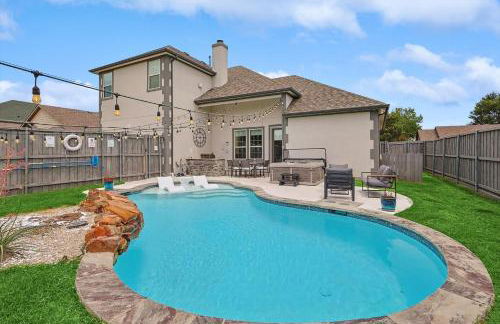 Vibrant Texas Escape - 5BR, Pool & Hot Tub - Foto 42