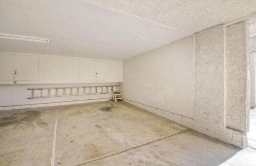 Silver Surf Getaway - Photo 58