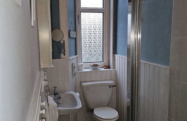 Snug - Macushla Apartment - Photo 20