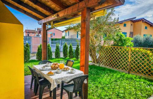 10 minuti da Gardaland con Piscina e Giardino - Foto 2