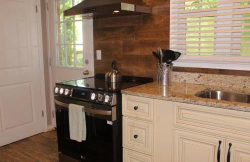 Cozy, Relaxing 4-Bedroom House in Forest Park - Foto 7