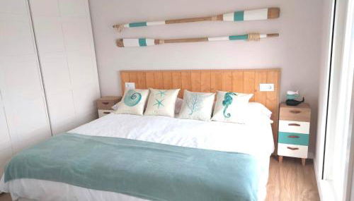 Vila Mariña. Casa marinera con terraza sobre el mar en Caión - Foto 5