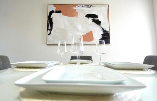 Villa Fiorō -Bold Luxury 2BR - River & Coastal Vibe - Foto 3