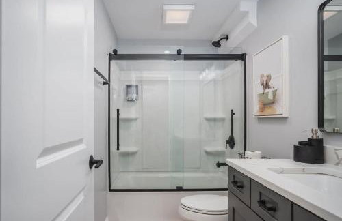 Harbor Clubhouse 3Bed 3.5Bath Modern Waterfront with Fireplace - Foto 19