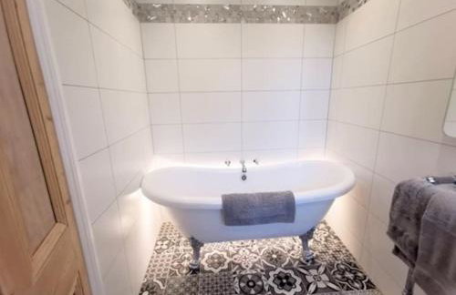 Gorgeous 3/4 bedroom bungalow - Foto 7