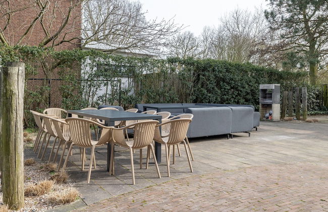 Holiday Home in Vlissingen With Garden - Photo 20