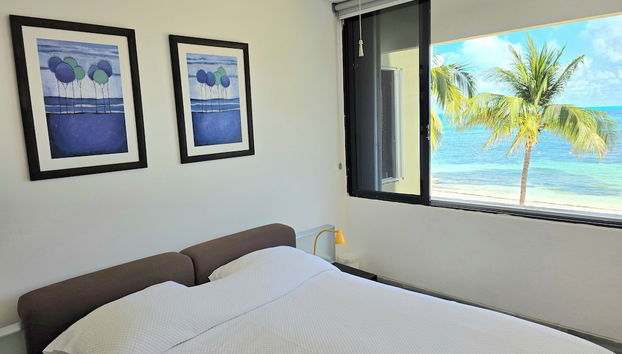 Oceanfront Condo at Unique Location - Foto 3, Habitación