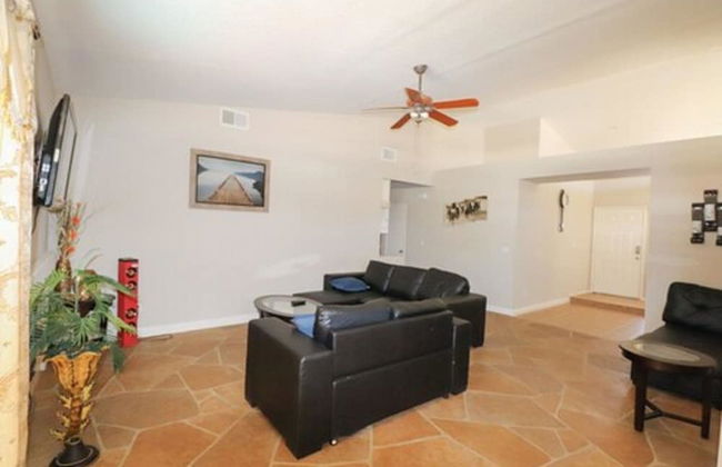 Palm Springs Vacation Home - Photo 4