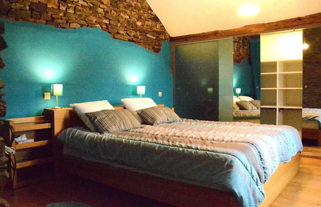 Champlon Villa Near Forest - Photo 5