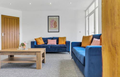 Comfortable 3-Bed Dormer Bungalow Family & Business Friendly - Photo 31