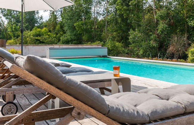 Charming Holiday Home in Yevre-la-ville With Pool - Foto 69