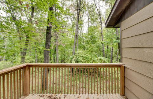 Near Lakes Updated Family Home with Deck in Cushing - Foto 25